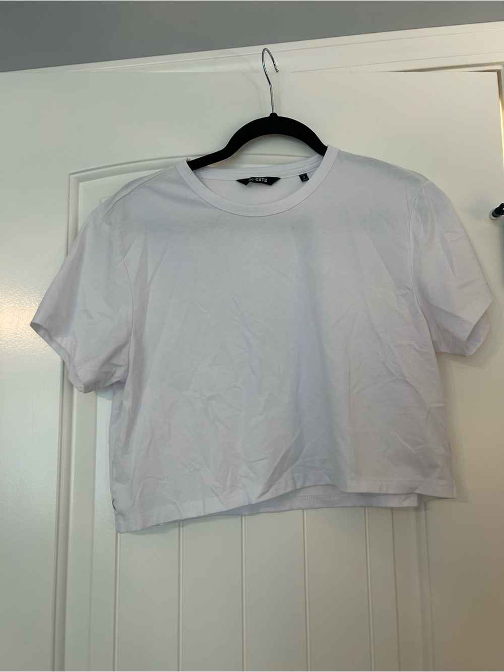 Cuts Clothing Almost Friday Cropped Tee White, Size Medium